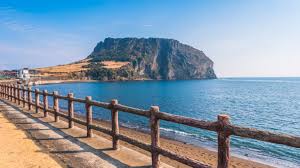 Traveling ke Korea Selatan Dari Gemerlap Seoul hingga Kedamaian Pulau Jeju yang Menawan